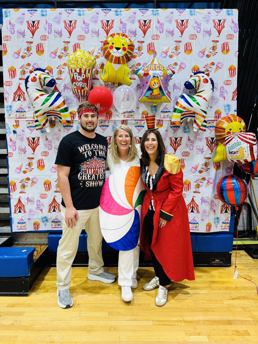 AJ Gunter (@ajgunter22) on Twitter photo Wilson Education Partnership Spelling/Trivia Bee! Great night supporting <a href="/WilsonSchoolsNC/">WilsonCountySchools</a> 🥳🎪🎡🤹♀️ Wilson Education Partnership Spelling/Trivia Bee! Great night supporting <a href="/WilsonSchoolsNC/">WilsonCountySchools</a> 🥳🎪🎡🤹♀️