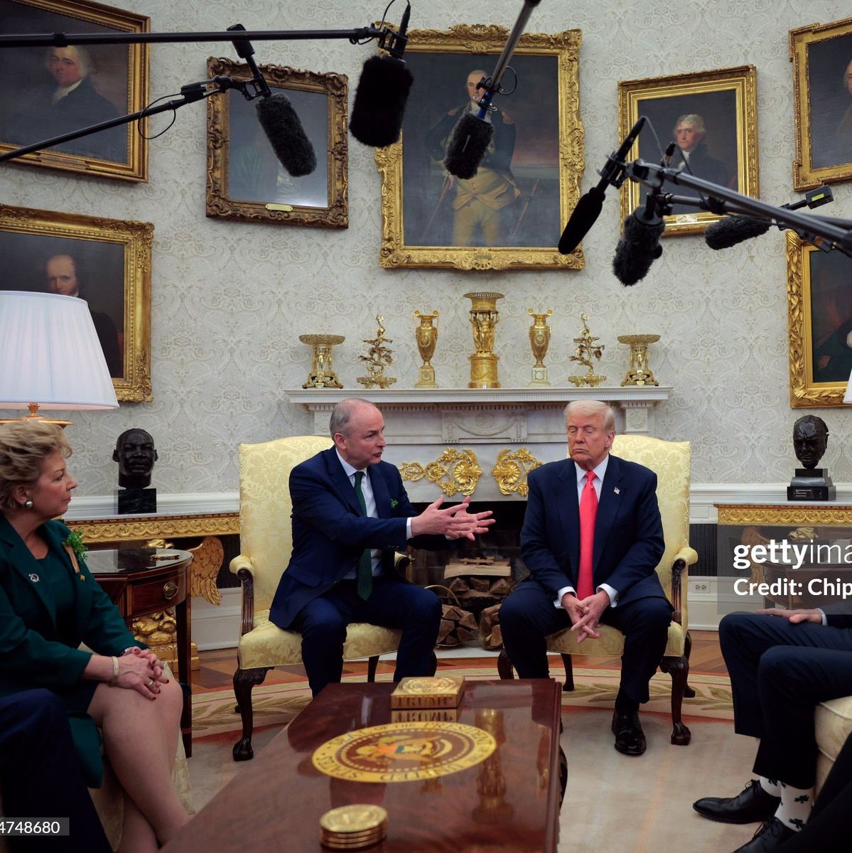 Trump’s Oval Office makeover just keeps getting tackier.

Now, he’s attached gold junk to the fireplace mantle—because apparently, nothing is safe from his gaudy obsession.

Portraits, tacky gold fixtures, and zero taste. Absolutely sickening.