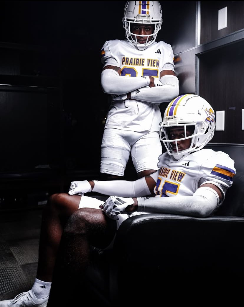 Jaderian”JD”Jones (@jaderianjones_) on Twitter photo #AGTG I’m blessed to receive an offer from Prairie View A&M University
<a href="/CoachJayWalker/">Jay Walker</a> <a href="/pvamufb_/">Prairie View A&M Football</a> <a href="/SOCGoldenBearFB/">SOC Football</a> <a href="/coach_traylor/">Coach Traylor</a> <a href="/oakcliffboi/">Marcus McGrew</a> <a href="/Coach__Buck/">Coach Buck</a> #AGTG I’m blessed to receive an offer from Prairie View A&M University
<a href="/CoachJayWalker/">Jay Walker</a> <a href="/pvamufb_/">Prairie View A&M Football</a> <a href="/SOCGoldenBearFB/">SOC Football</a> <a href="/coach_traylor/">Coach Traylor</a> <a href="/oakcliffboi/">Marcus McGrew</a> <a href="/Coach__Buck/">Coach Buck</a>