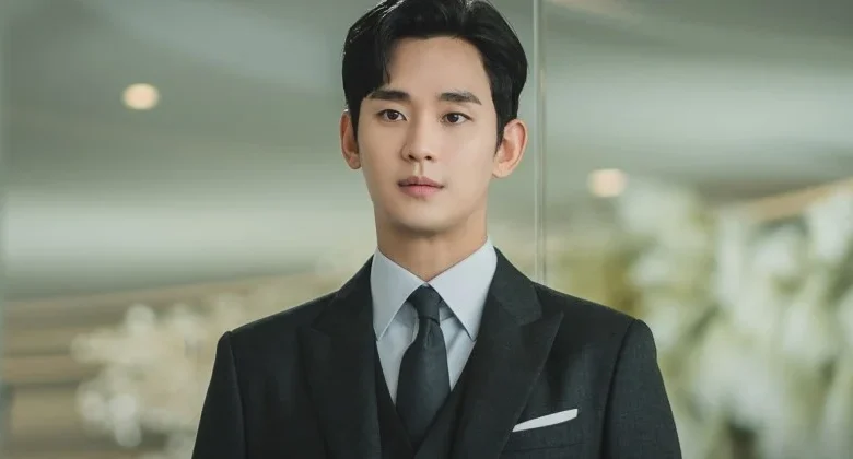 pannchoa's tweet photo. Garosero says they will reveal a photo of clothe-less Kim Soohyun if he doesn't admit and apologize by next week
https://t.co/9jtiUTusci https://t.co/xbURaJk0Qn