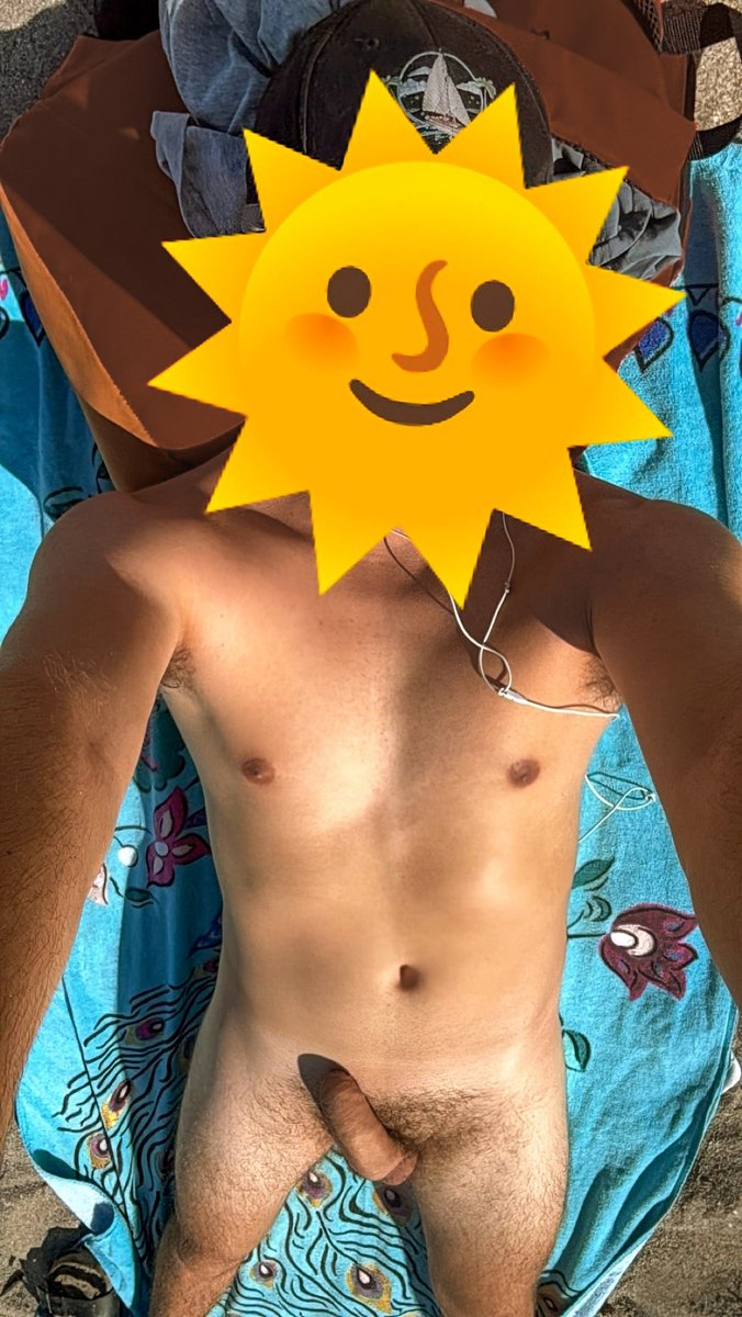 Love getting some sun at the Blind Creek nude beach 😘