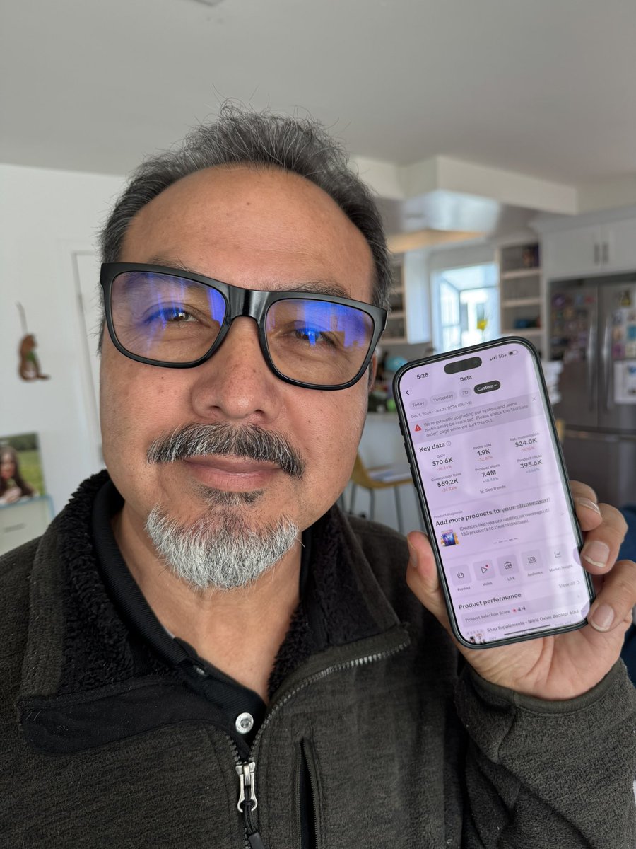 POV: You taught your dad how to make TikTokshop videos and now makes $25k/month
