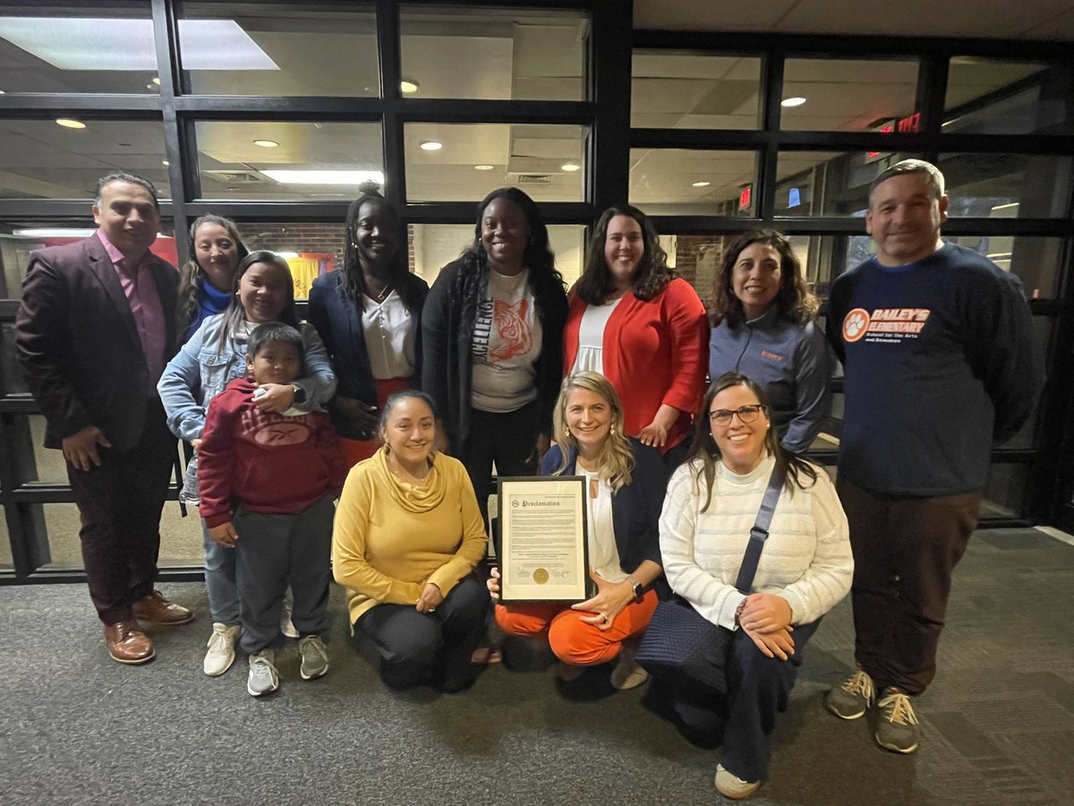 Bailey's Upper Elementary School (@baileysupperes) on Twitter photo Thank you <a href="/MasonDistrictSB/">Mason District School Board (FCPS)</a> for the proclamation tonight! We are thrilled to be celebrating 10 Years of our amazing school! It was awesome to celebrate with Ms. Lemmon our founding principal! ๐๐ฏ๐งก She is #BUpperExcellence <a href="/FCPSR2/">FCPS Region 2</a> <a href="/fcpsnews/">Fairfax Schools ๐</a> Thank you <a href="/MasonDistrictSB/">Mason District School Board (FCPS)</a> for the proclamation tonight! We are thrilled to be celebrating 10 Years of our amazing school! It was awesome to celebrate with Ms. Lemmon our founding principal! ๐๐ฏ๐งก She is #BUpperExcellence <a href="/FCPSR2/">FCPS Region 2</a> <a href="/fcpsnews/">Fairfax Schools ๐</a>