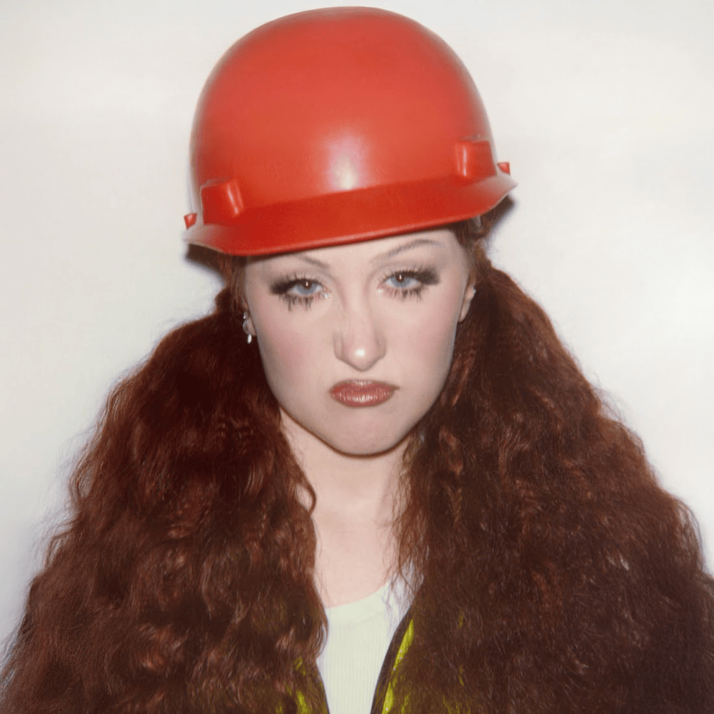 TheGrammyGuru's tweet image. "The Giver" by Chappell Roan will be eligible for Best Country Solo Performance and Best Country Song at the 2026 #GRAMMYs.
If nominated, she would join Justin Bieber, Beyoncé, and Post Malone as non-traditional country artists to be nominated in the Country field this decade.