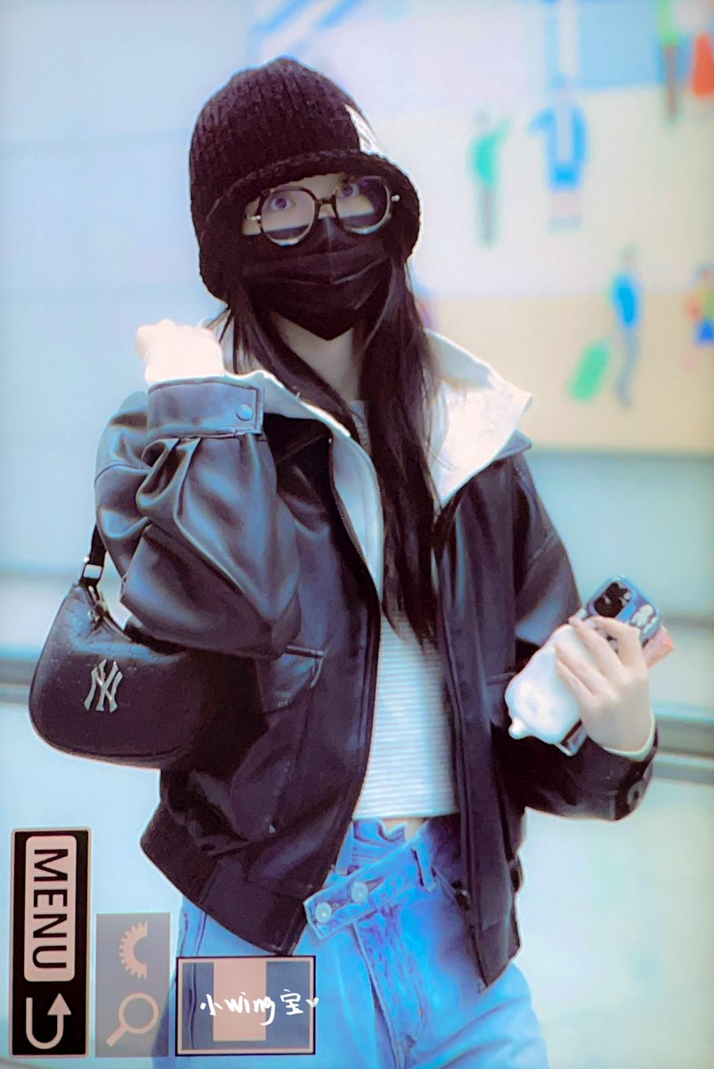 ting1ian_xw's tweet photo. 250314 ICN 출국 프리뷰

놓칠 뻔했어…..😮‍💨 
아무튼 해피 화이트데이🤍

#Kep1er #케플러 #XIAOTING #션샤오팅 #샤오팅 #심소정 #沈小婷 https://t.co/7lzK0vHKIh