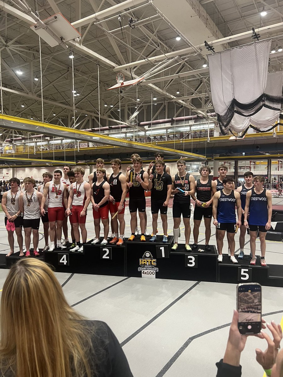 4x100 of Finn Donlan, Nate Mahr, Dashel Donlan, and Aidan Skoda place 5th at the <a href="/IATCIndoor/">IATC INDOOR CHAMPIONSHIPS</a> in class 2a with a time of 44.85!