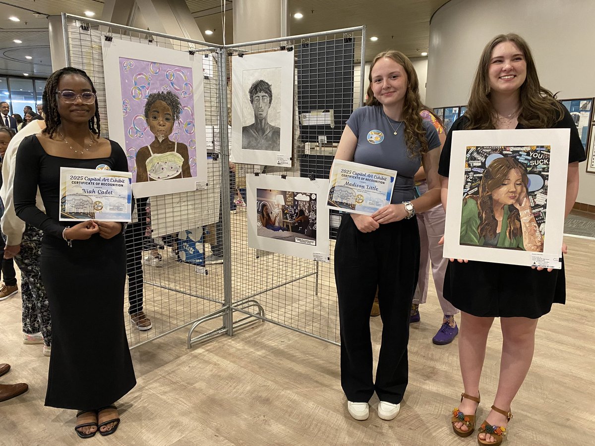 Druid Hills High (@druidhillshigh) on Twitter photo Congratulations to our four amazing students (Maddie, Anna, Noah, Sebastian) recognized at the Georgia State Capitol Art Exhibit! <a href="/DeKalbSchools/">DeKalb Schools, GA</a> Congratulations to our four amazing students (Maddie, Anna, Noah, Sebastian) recognized at the Georgia State Capitol Art Exhibit! <a href="/DeKalbSchools/">DeKalb Schools, GA</a>