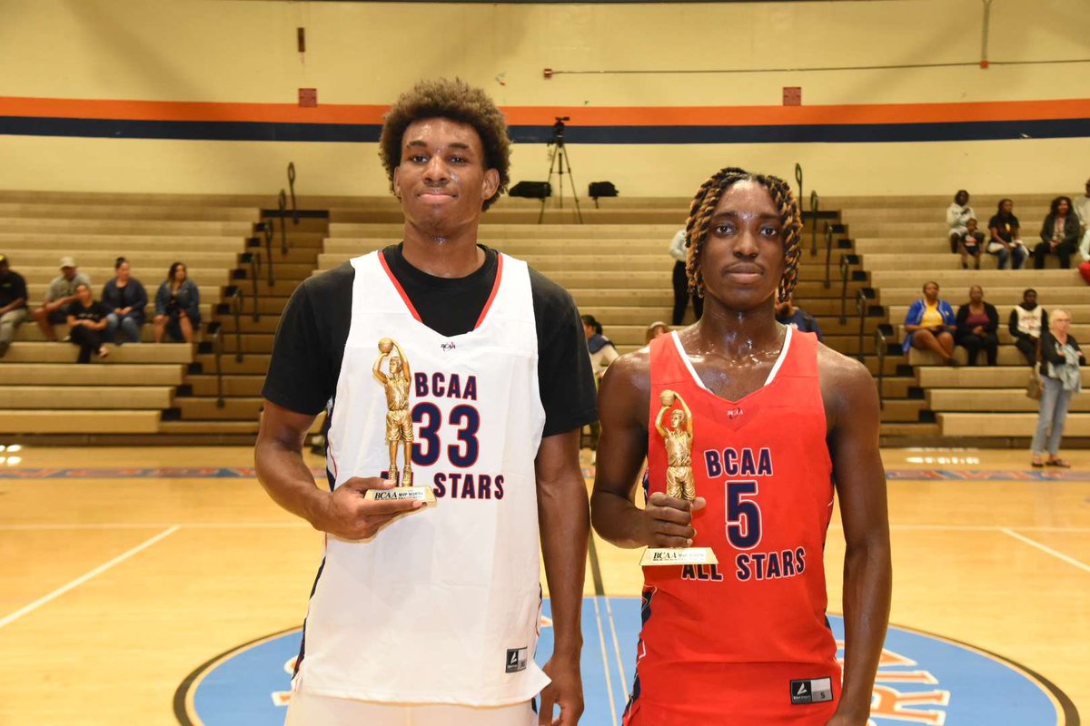 BCAA_Sports's tweet photo. BCAA All-Star Basketball Classic at Stranahan High School. North (white) vs South (red)- Boys. MVP for North, Jayelen Jonas. MVP for South, Zemari Days!! @StranahanBasket @BCPSDirector @browardschools https://t.co/8qrhzD4OBu