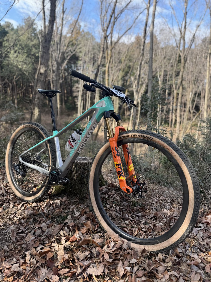 ride_food_love's tweet image. ただいまMTB🚵‍♀️

７ヶ月ぶりにMTB🚵‍♀️
２回目の7️⃣トレ🏔️

今日は基礎教えてもらいました🙏

#AX
#elvesbike
#NANDOR
#MTB