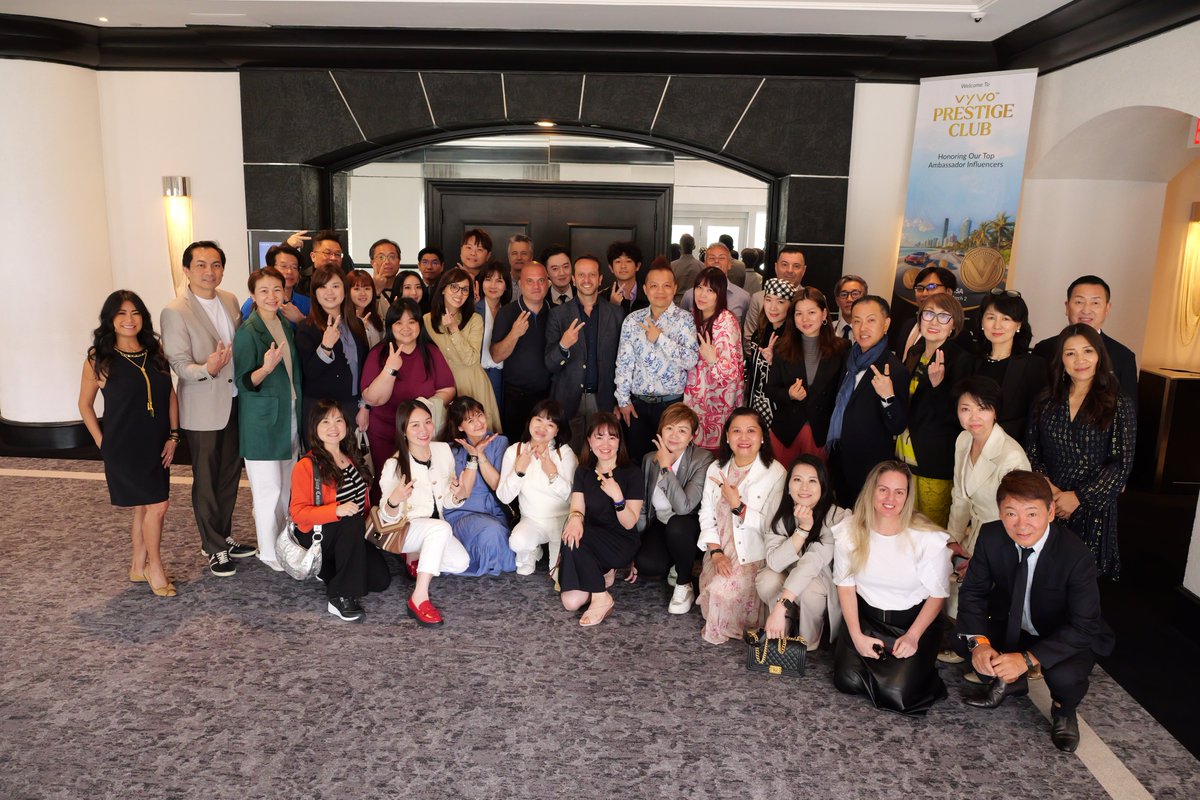 VyvoSocialFi's tweet image. ✨ Big ideas, bigger opportunities. 🚀 Connect, collaborate, and shape the future with Vyvo Influencers and visionaries. 🌏 Build global connections, create local impact, and drive innovation together! 

#Vyvo #FutureMakersCouncil #PrestigeClub2025 #MiamiGetaway