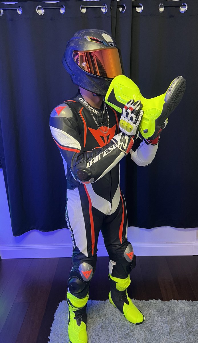 Bloopering tweet media