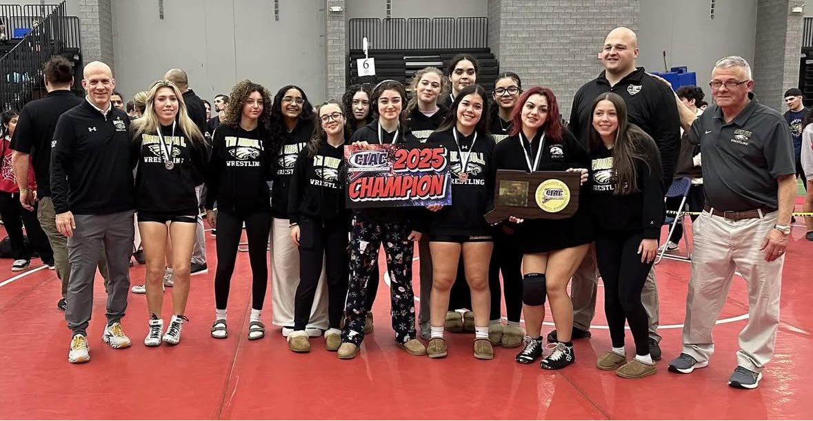 FIRST TIME EVER!!!

The Trumbull Girls Wrestling won the first-ever Connecticut Girls Wrestling State Title!!!  #ctwrest 

<a href="/GameTimeCT/">GametimeCT</a> <a href="/DaveRuden/">The Ruden Report</a> <a href="/fciac/">FCIAC</a> <a href="/ciacwrest/">CIAC Wrestling</a>