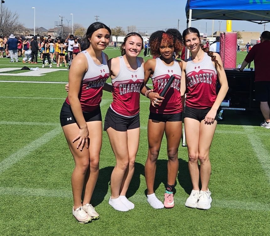 CentralXC's tweet image. Shout-out to our meet champions 4x100s!
Varsity: Temple, Moreno, Russell, Cox
JV: Tschacher, Smith, Gailes, Hawkins