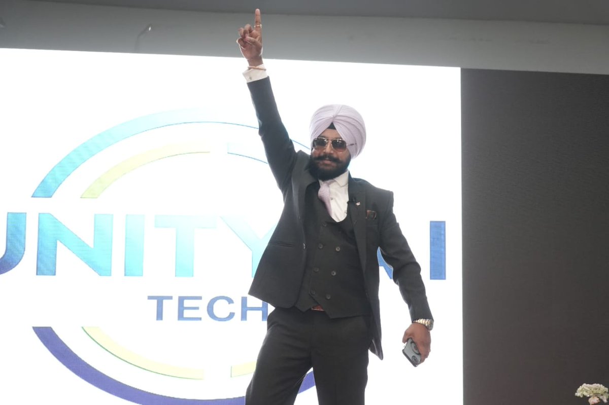 shivaayenterpr2's tweet photo. Unity Ai technology king https://t.co/GjseurNjbl