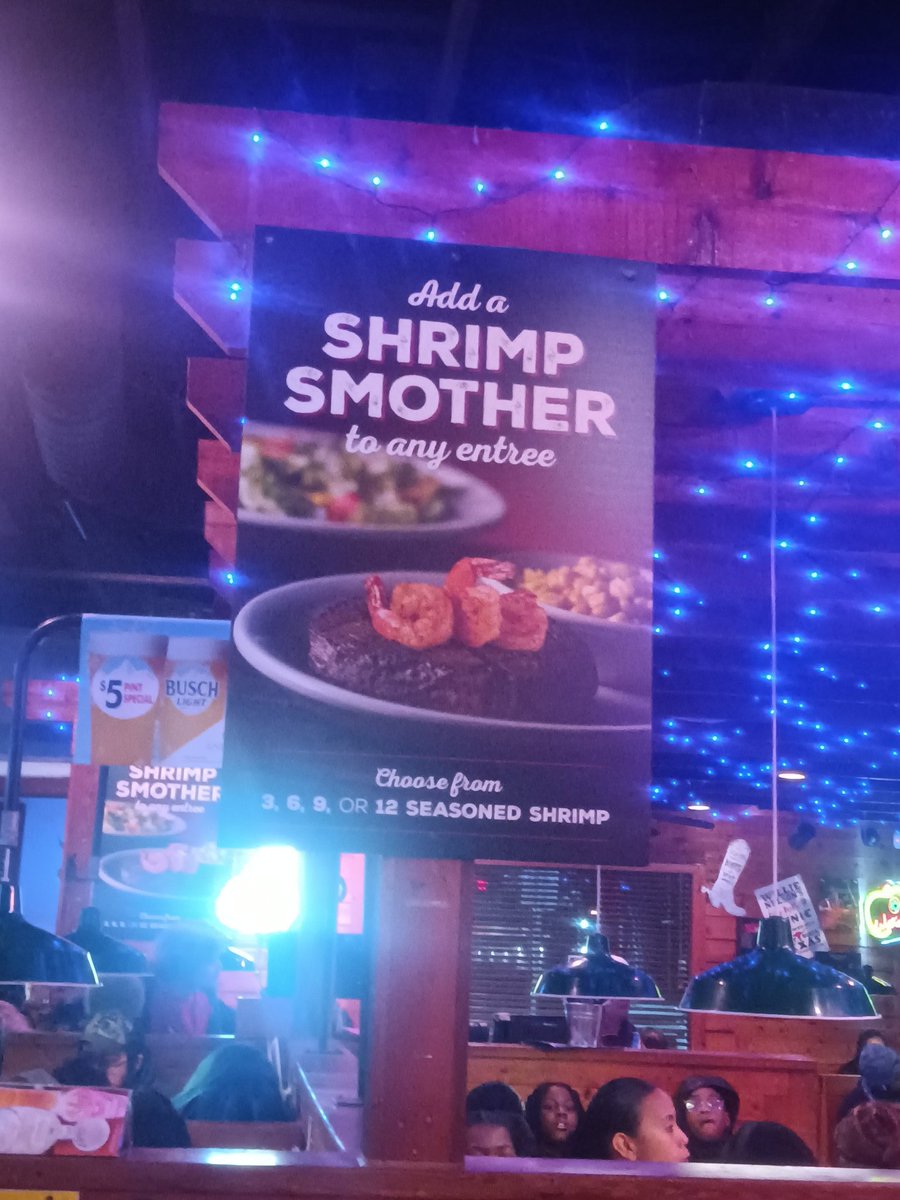 Giantess Pearly the Queen of Vore tweet media