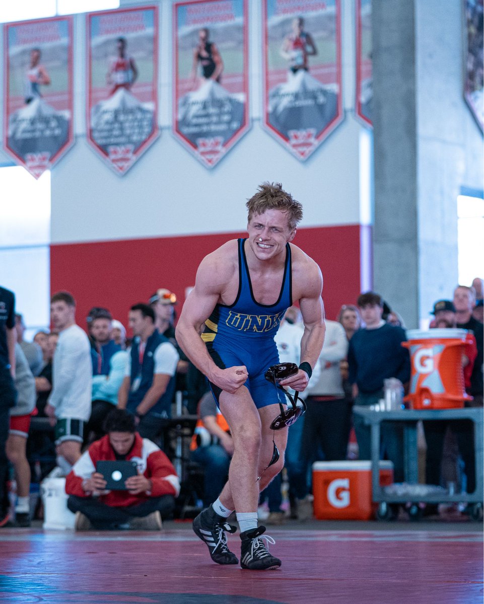 loperwrestling's tweet photo. Nick James has punched his ticket to Nationals and finishes 1st at Super Region VI

He defeats Torry Early by fall https://t.co/BrJ9mnYoBo