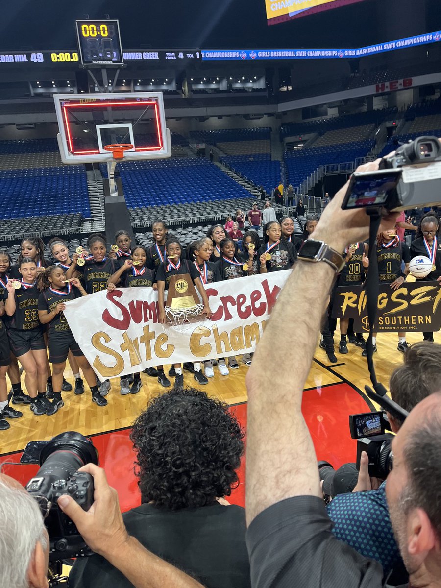 STATE CHAMPIONS!!!!! 🐾🏆🏀
