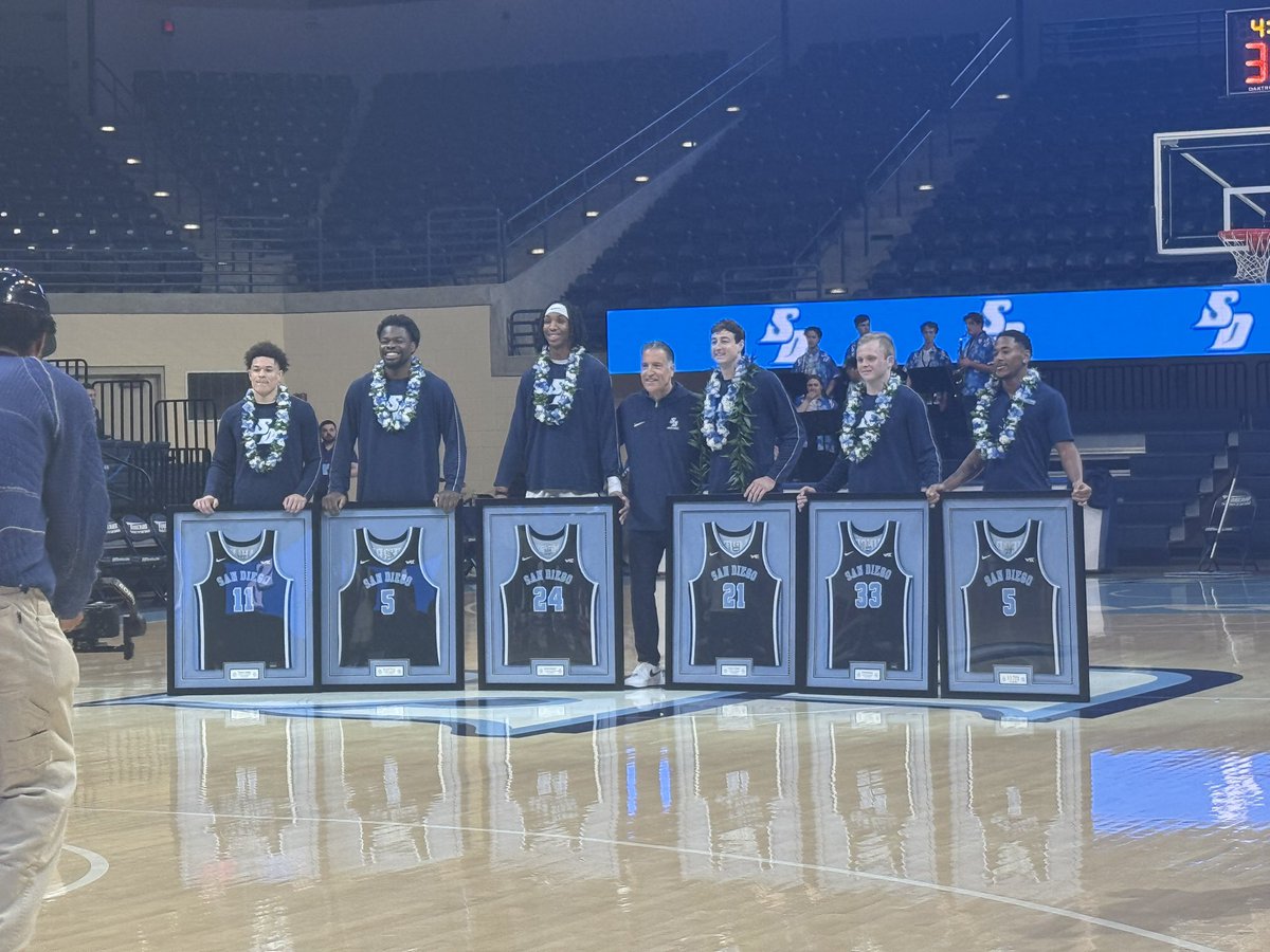 Congrats to our seniors on their outstanding tenures as Toreros!
<a href="/dev_dahlke41/">Deven Dahlke</a> 
<a href="/BendjiPierre4/">Bendji</a> 
<a href="/steviej128/">Steven Jamerson II</a> 
<a href="/KodyClouet/">Kody Clouet</a> 
<a href="/DominicMuncey/">Dominic Muncey</a>