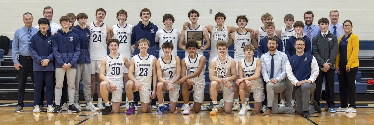 OmhaCncrdiabBb's tweet image. C1-3 District Champs! #GoStangs