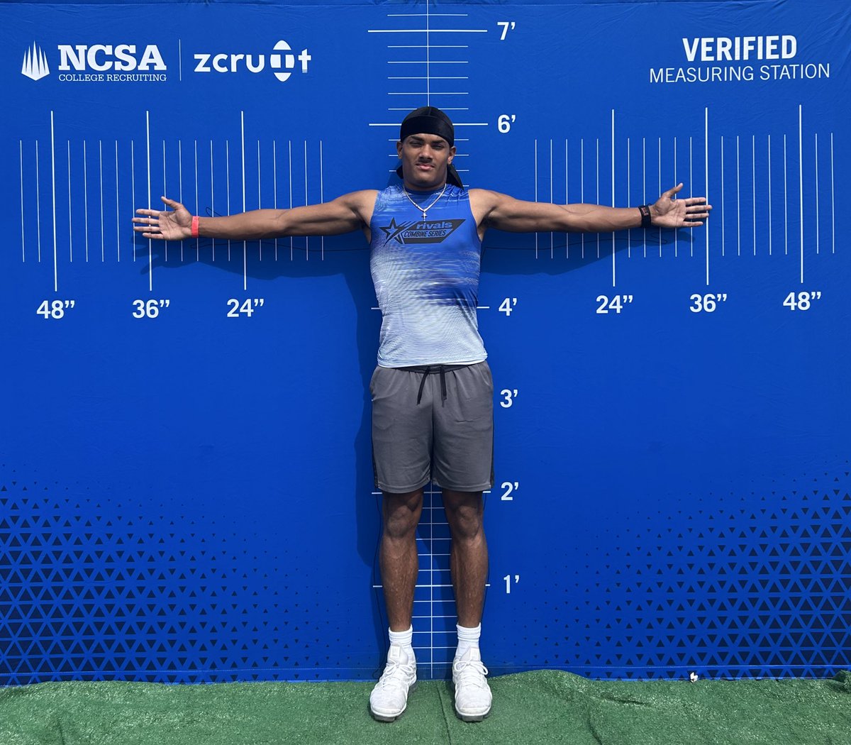 Jeremy Davis (@jeremyd0925) on Twitter photo I had a great experience at the <a href="/RivalsCamp/">Rivals Camp Series</a> combine! I was given the opportunity to compete, and show my abilities. <a href="/GregBiggins/">Greg Biggins</a> <a href="/BrandonHuffman/">Brandon Huffman</a> <a href="/CoachCoop84/">AJ Cooper</a> <a href="/HelixFootball/">Helix Football</a> <a href="/Daygofootball/">San Diego Football</a> <a href="/sdfootball/">Ray from SDFN</a> <a href="/Rivals/">Rivals</a> I had a great experience at the <a href="/RivalsCamp/">Rivals Camp Series</a> combine! I was given the opportunity to compete, and show my abilities. <a href="/GregBiggins/">Greg Biggins</a> <a href="/BrandonHuffman/">Brandon Huffman</a> <a href="/CoachCoop84/">AJ Cooper</a> <a href="/HelixFootball/">Helix Football</a> <a href="/Daygofootball/">San Diego Football</a> <a href="/sdfootball/">Ray from SDFN</a> <a href="/Rivals/">Rivals</a>