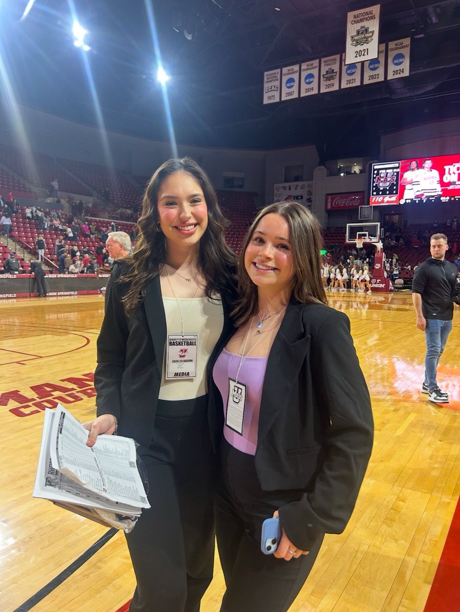 Julia Williams (@juliaw_19) on Twitter photo Huge <a href="/UMassMBB/">UMass Men's Basketball</a> WIN!!! Courtside with <a href="/AvaFernandez26/">Ava Fernandez</a> <a href="/dylan_third/">Dylan Shalom</a> @andrew_samaha <a href="/WMUAsports/">91.1 FM WMUA Sports</a> Huge <a href="/UMassMBB/">UMass Men's Basketball</a> WIN!!! Courtside with <a href="/AvaFernandez26/">Ava Fernandez</a> <a href="/dylan_third/">Dylan Shalom</a> @andrew_samaha <a href="/WMUAsports/">91.1 FM WMUA Sports</a>