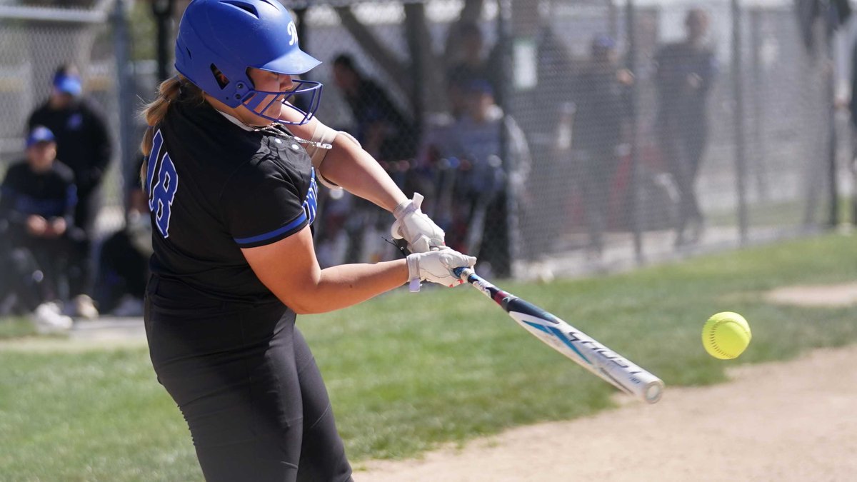 The MCC softball team snagged a pair of 10-7 wins Saturday over Highland Community College to improve to 11-1 on the season.
mccookcc.prestosports.com/sports/sball/2…