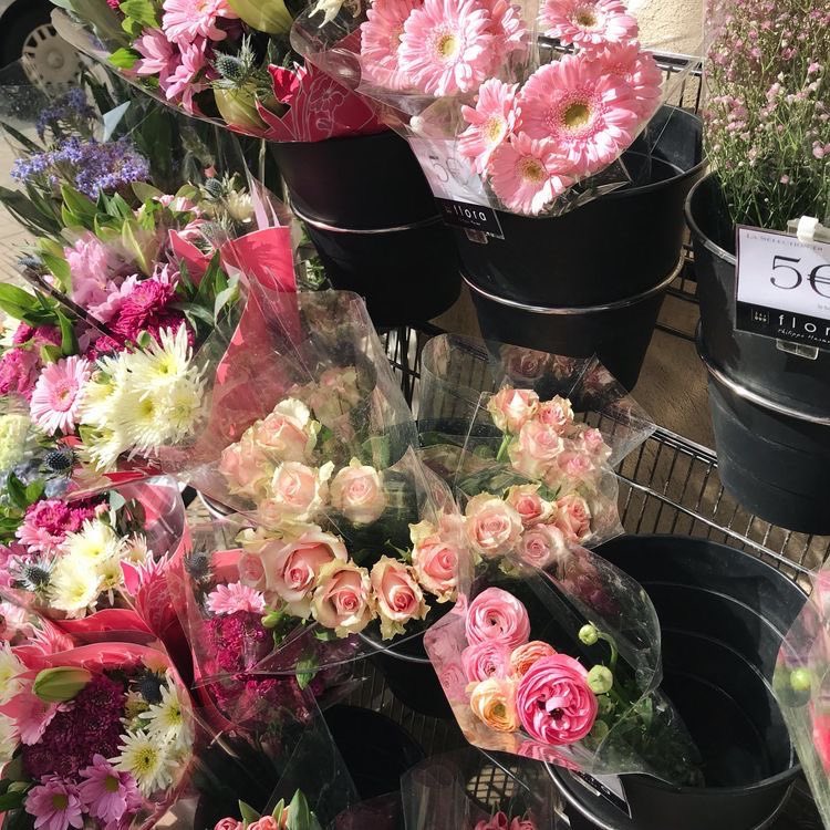 jaonuea__'s tweet image. เปิดร้านดอกไม้เฉพาะกิจ 1 รี = ดอกไม้ 1 ช่อ ให้น้องซีลีน 🌷🌹🌺🪷🪻🌻💐