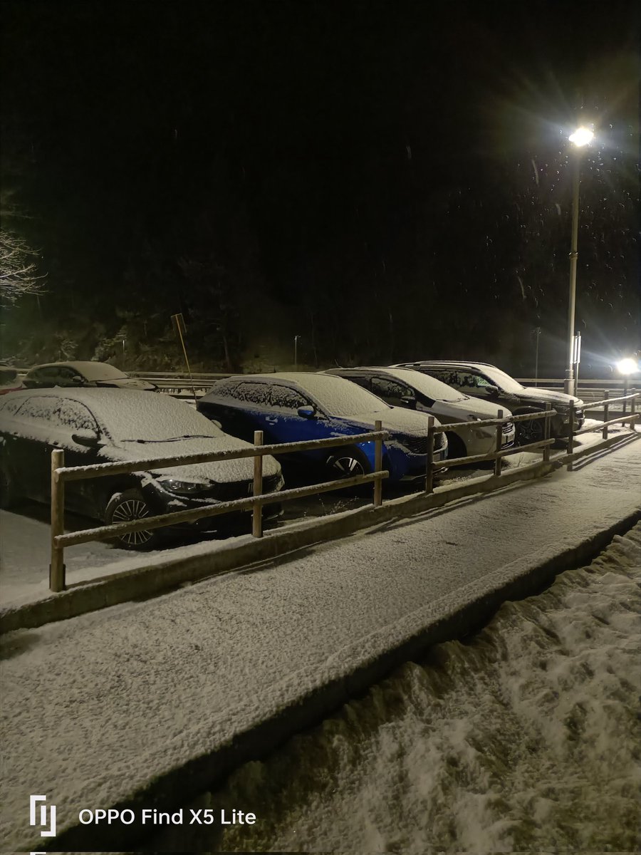 When you wake up on departure day and see that it has snowed all night........ Thanks for a great week <a href="/PolamHallSchool/">Polam Hall</a>. Can someone tell Mrs H I had to stay for another week!