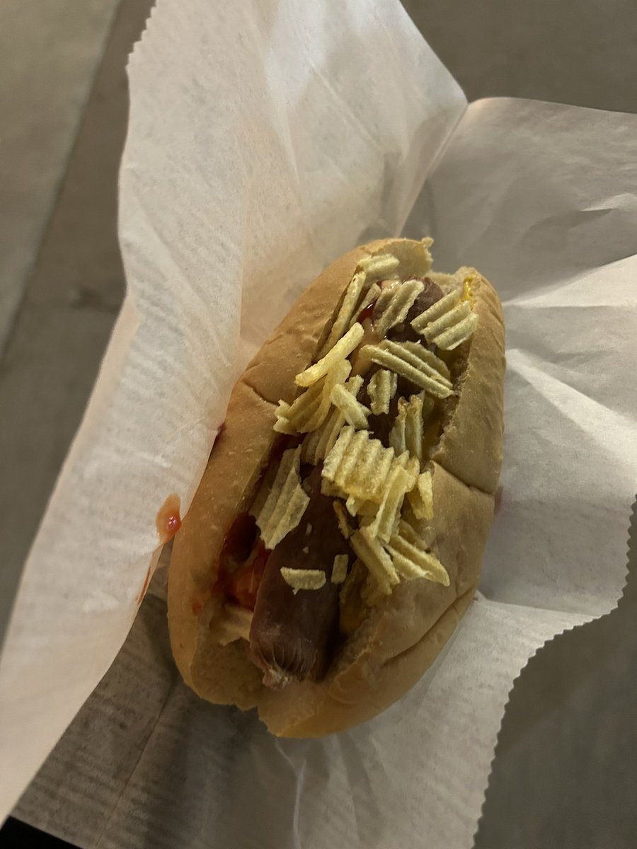 dawg secured <a href="/AmesSuperdog/">Ames Superdog</a>