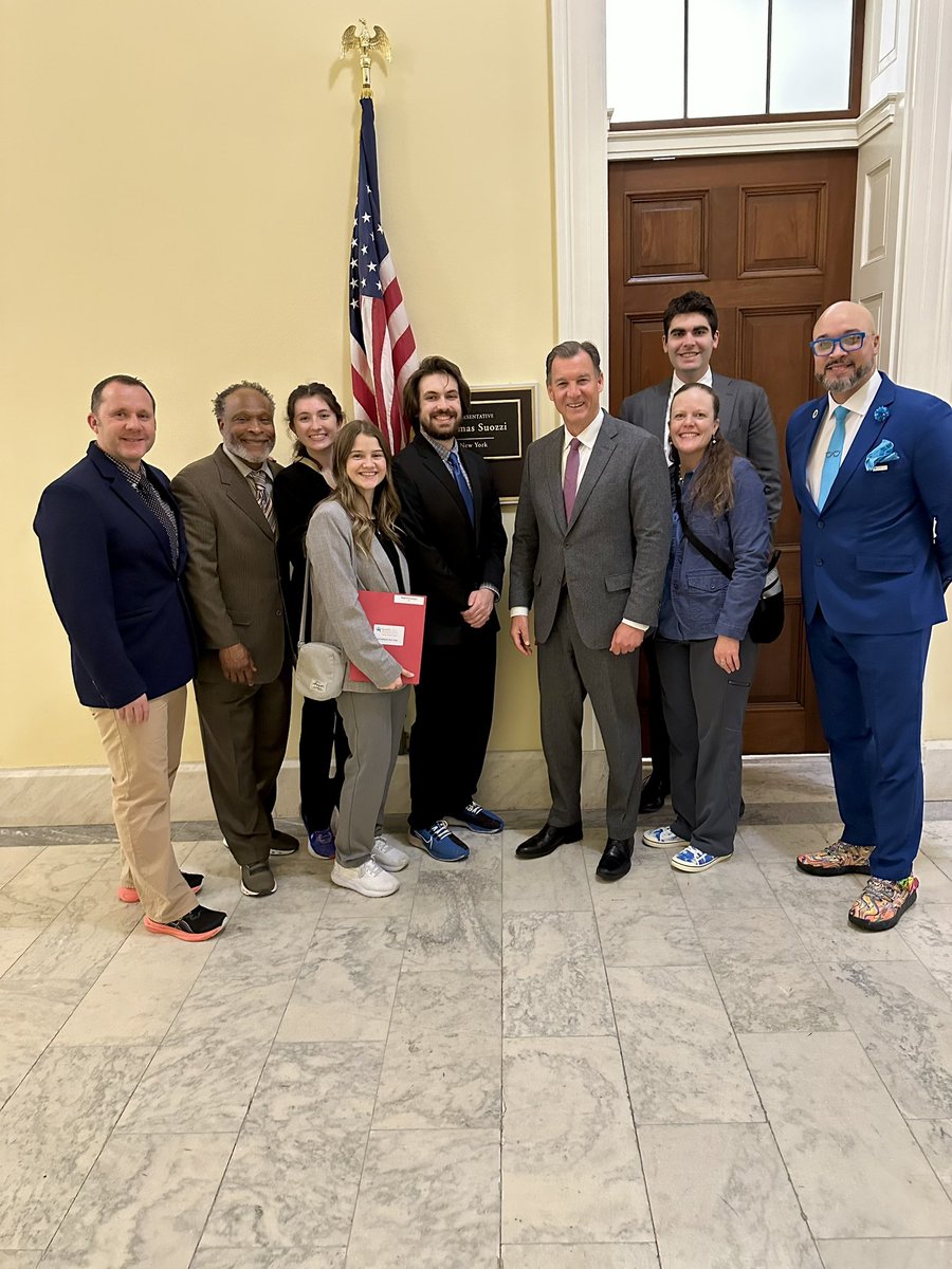 Unforgettable experience at Speak Out Day in Washington DC! Had some impactful conversations with House of Representatives about the importance of PE in our schools!! 🗣️🏃‍♀️ #MoreTitleIV #SPEAKOutDay #SHAPEAdvocacy <a href="/SHAPEAmerica/">SHAPE America</a> <a href="/NYSAHPERD/">NYS AHPERD</a>