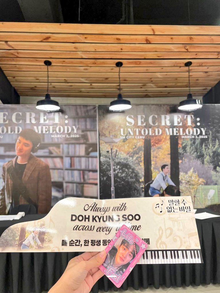 LuckyOneCebu's tweet photo. Cebu Eris, We're here outside CINEMA 1.☺️ 

Claim your #SECRETUNTOLDMELODY tickets and freebies now! Cinema doors open at 1:45PM and movie starts at 2:00PM☺️

SEE YOU! #SECRETUNTOLDMELODYPH https://t.co/sOGzGtXHGf