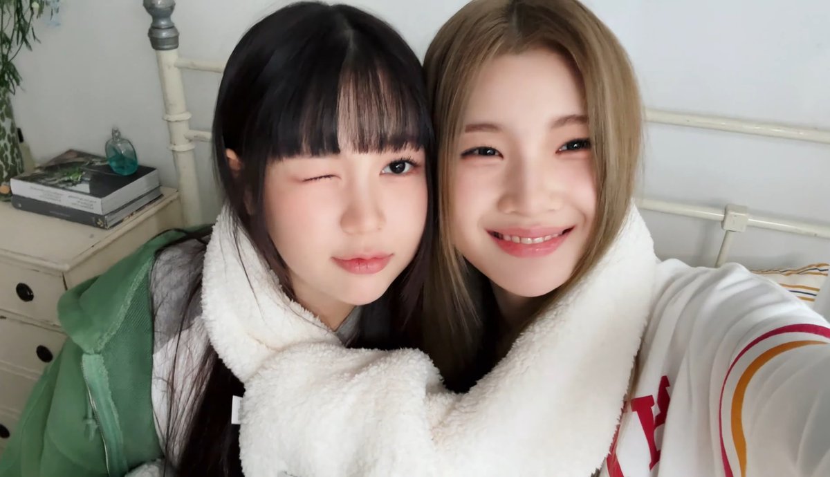 คนข้างๆยิ้มหวานกว่าชื่อหนูอีก