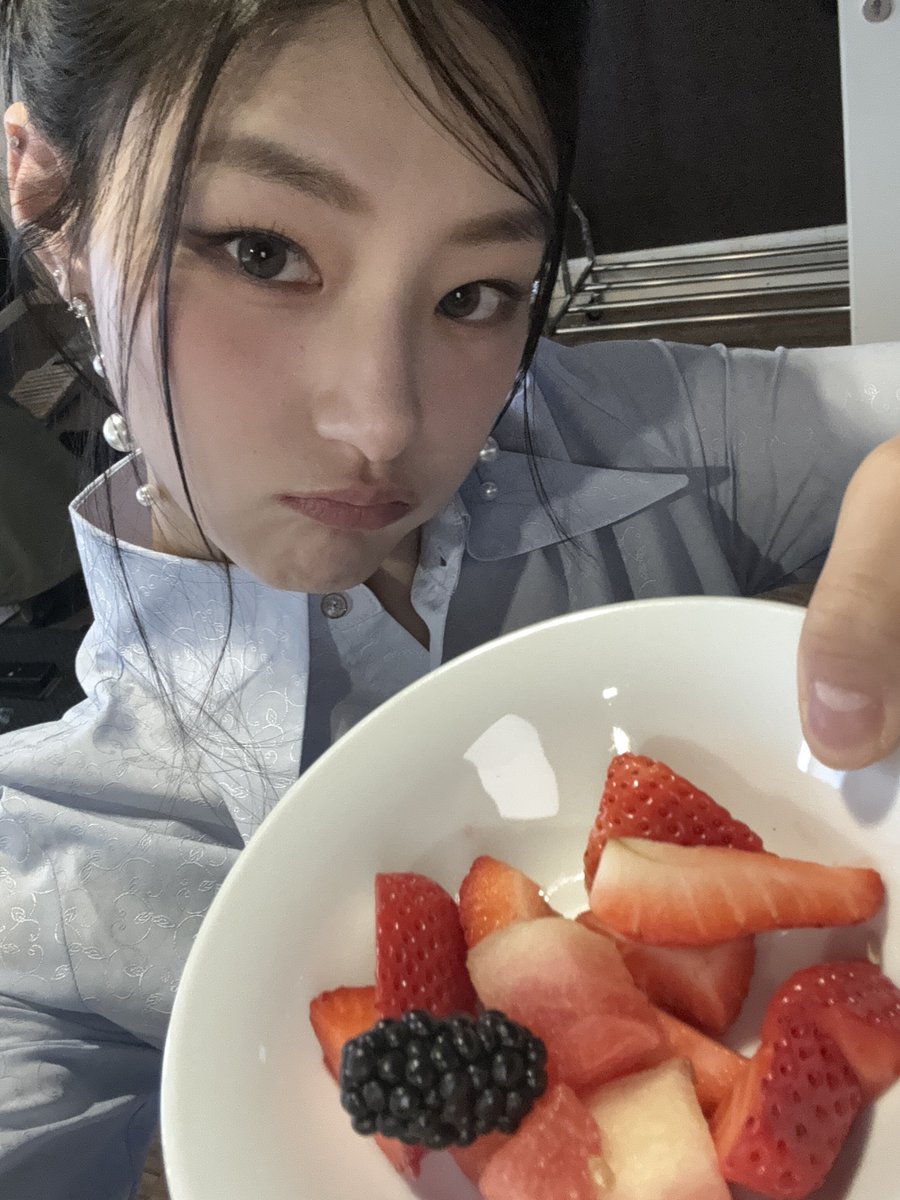 250302 #HANEUL ☁️ bubble update