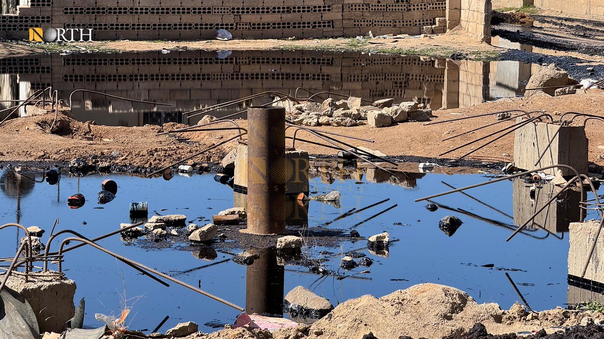 #بەوێنە
شكانی بۆرییەکی نەوت لە شارۆچکەی گركێ لەكێی رۆژهەڵاتی شاری  قامشلۆی رۆژئاوای كوردستان بووە هۆی داخستنی ڕێگای سەرەکی
#قامشلۆ – #نۆرس_پرێس