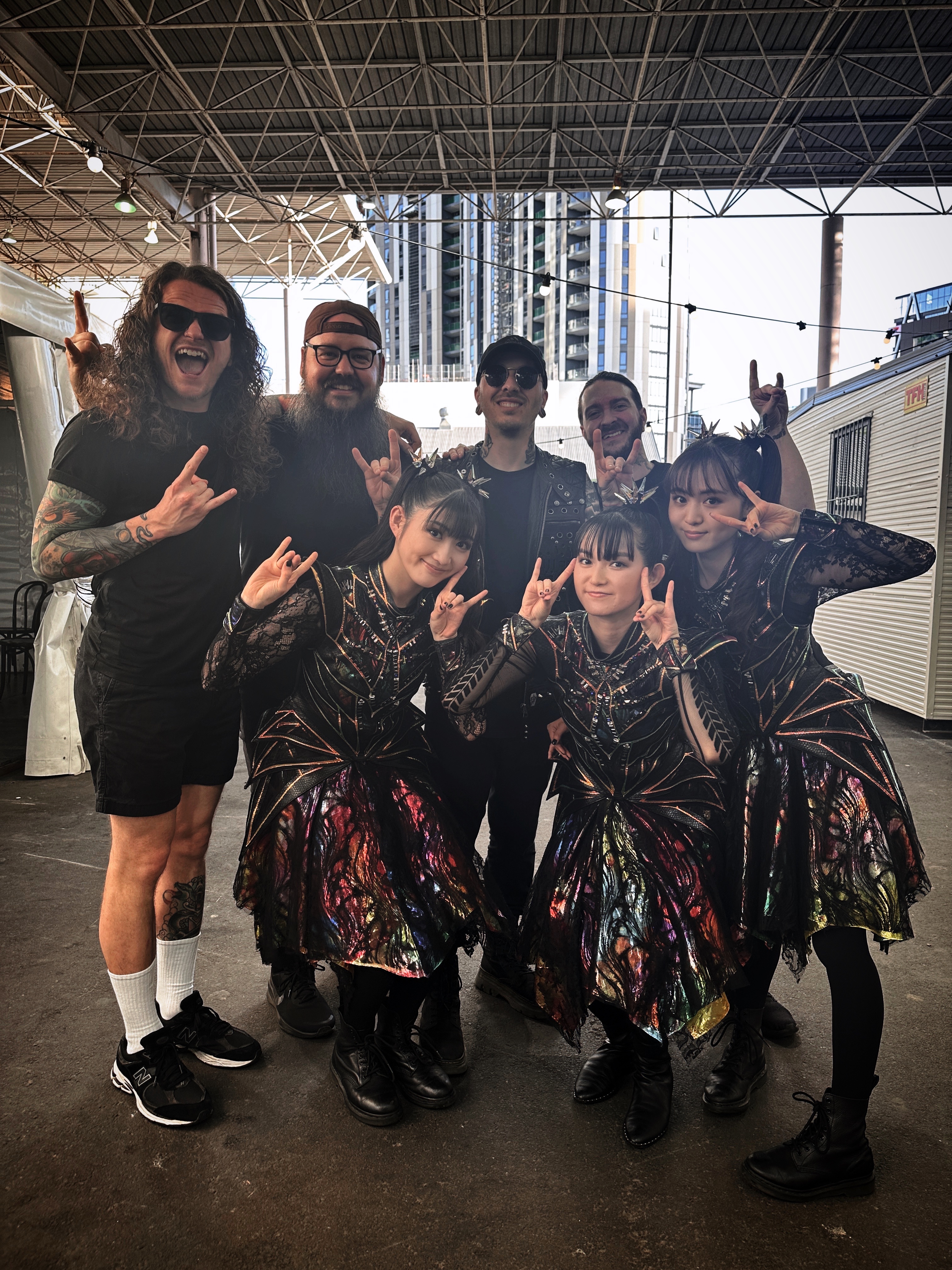 GlB4k5raAAAmASz?format=jpg&name=4096x4096