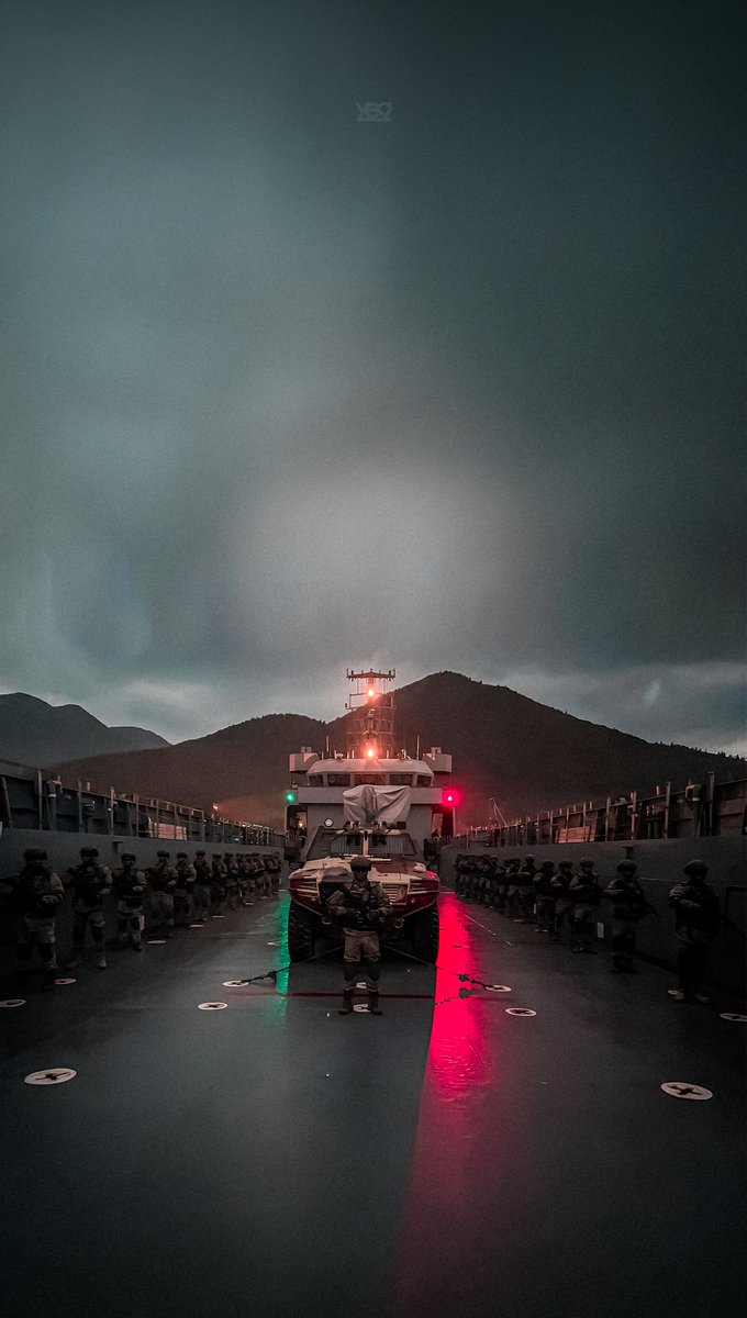 Bir Kere Amfibi, Daima Amfibi.