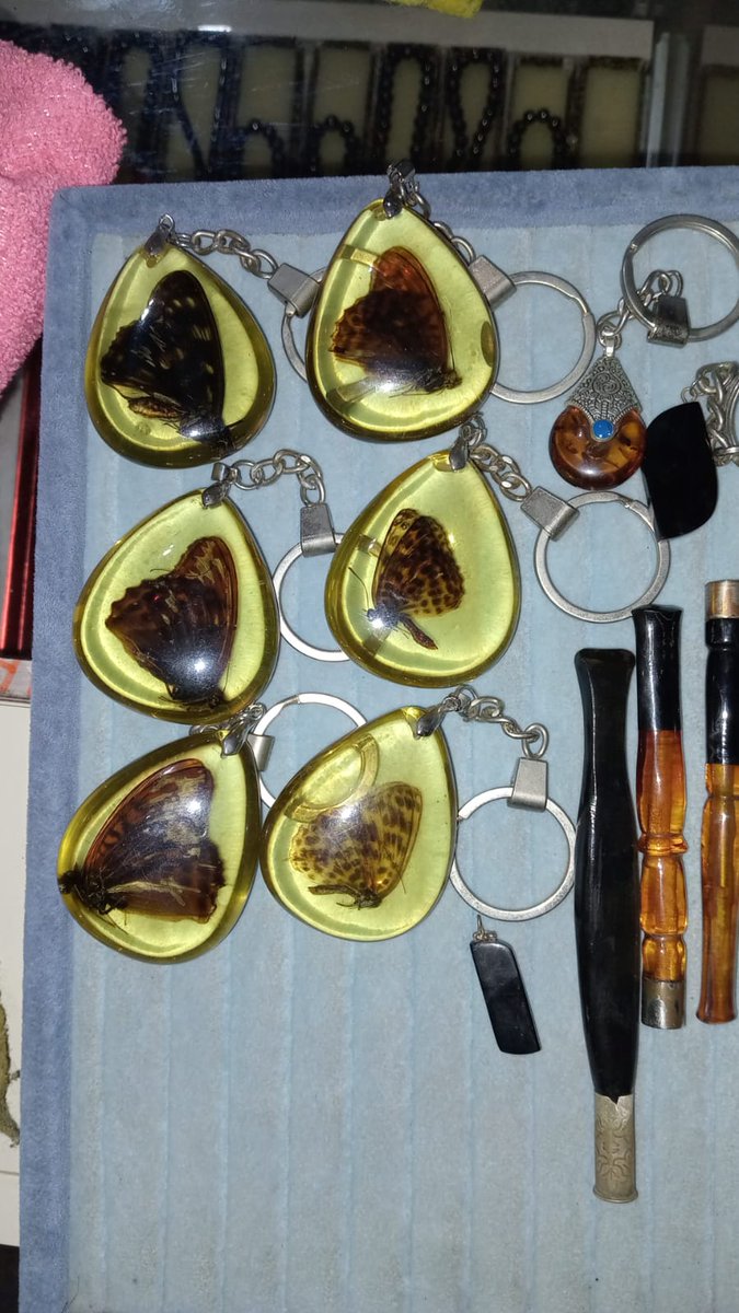 mvrvree's tweet photo. Merhaba arkadaşlar sevgili babamın ve annemin el emekleriyle kıymetli şehrim Oltu taşından ve diğer taşlardan yaptıkları ürünler bunlar eğer beğenirseniz Instagram adresimize bekleriz💗 https://t.co/jOw8DfZkGD https://t.co/RB9FSSMQzF