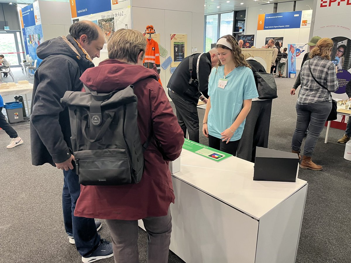 EPFL_SPS's tweet image. Aujourd’hui c’est le dernier jour pour visiter le Salon MINT Vaud en famille @SwissTech_EPFL et découvrir la diversité et l’utilité des sciences.
Nous vous accueillerons avec joie sur le stand de @EPFL, partenaire de l’évènement, pour des expériences scientifiques interactives.