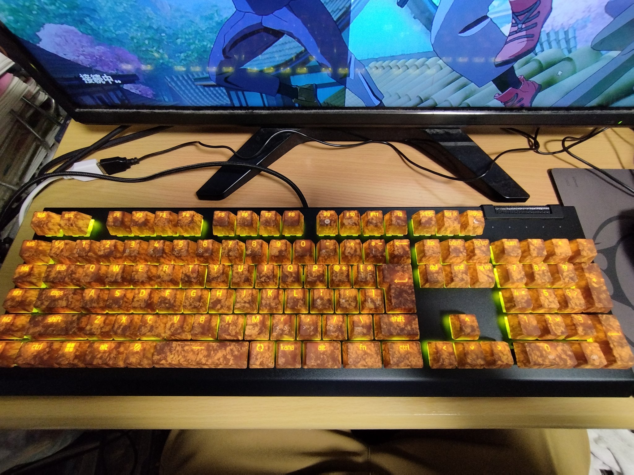新品 RAZER |CUPNOODLE ゲーミングキーボード 謎肉Edition カップヌードルクエストII RAZER ゲーミングキーボード 謎肉