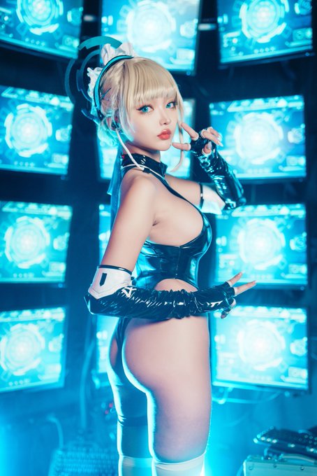 Twitterのコスプレ画像15