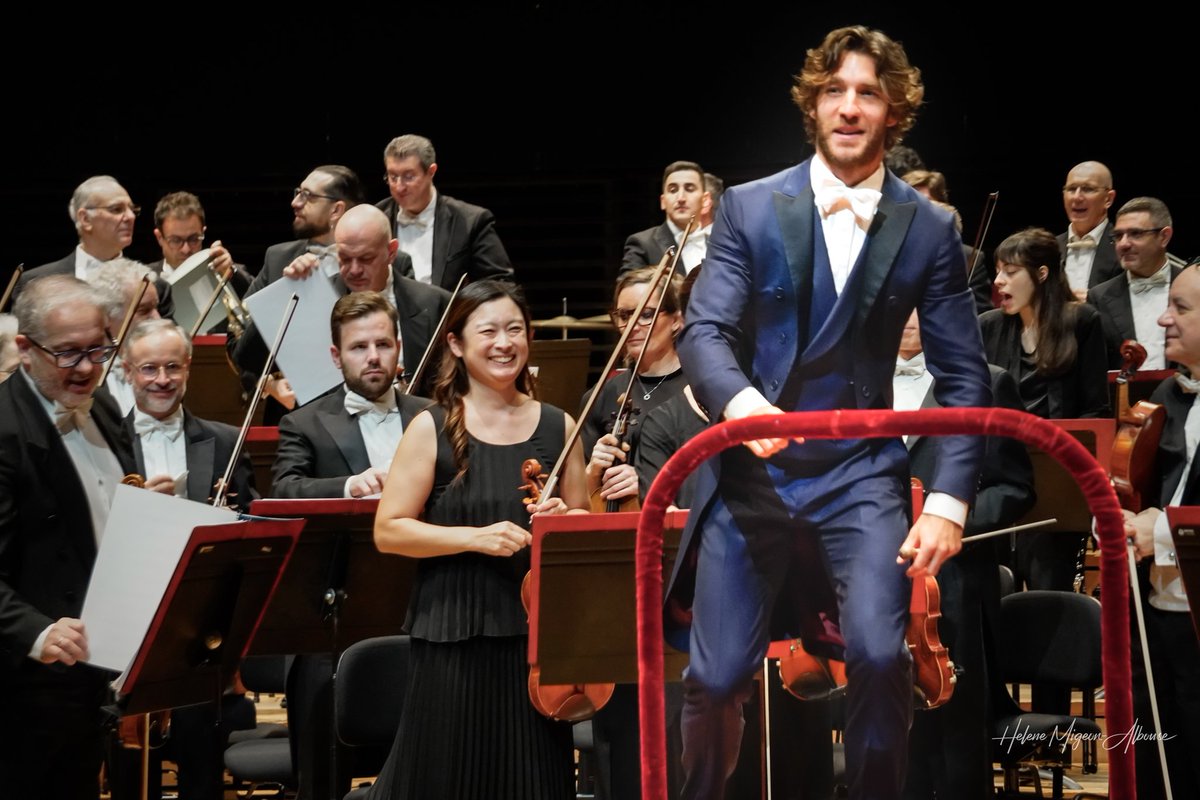 helene_mahln's tweet image. 🎶 Bravo and thank you #FilarmonicaDellaScala conducted by #LorenzoViotti with #cellist @GautierCapucon for this wonderful #concert at the @philharmonie de #Paris ! 👏👏👏
🎼 #Berio
🎼 #Dvořák #CelloConcerto
🎼 #Prokofiev
📷 @helene_mahln - 2025 march.01
#ClassicalMusic