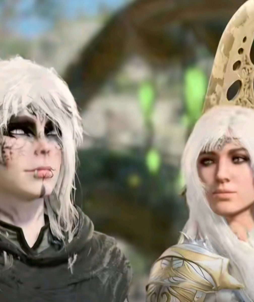 PathofVengeance's tweet image. || My character has the durpiest face I have ever seen. Shadowheart is looking at her lover like; 

"I love her with all of my heart." 

Then my character;

"Hehehe. I'm just happy to be here." 

Kinda look. And yes, I know it's blurry. It's a screenshot from my TikTok.