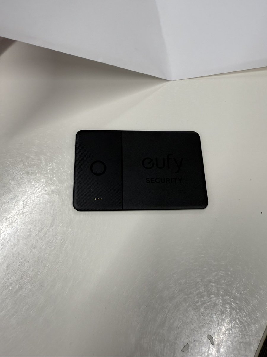 secconctf's tweet image. 電脳会議2F にてeufyの紛失防止トラッカーの落とし物がありました。
イベント開催期間中はSECCON運営で預かっていますが、終了後は会場での預かりになります。