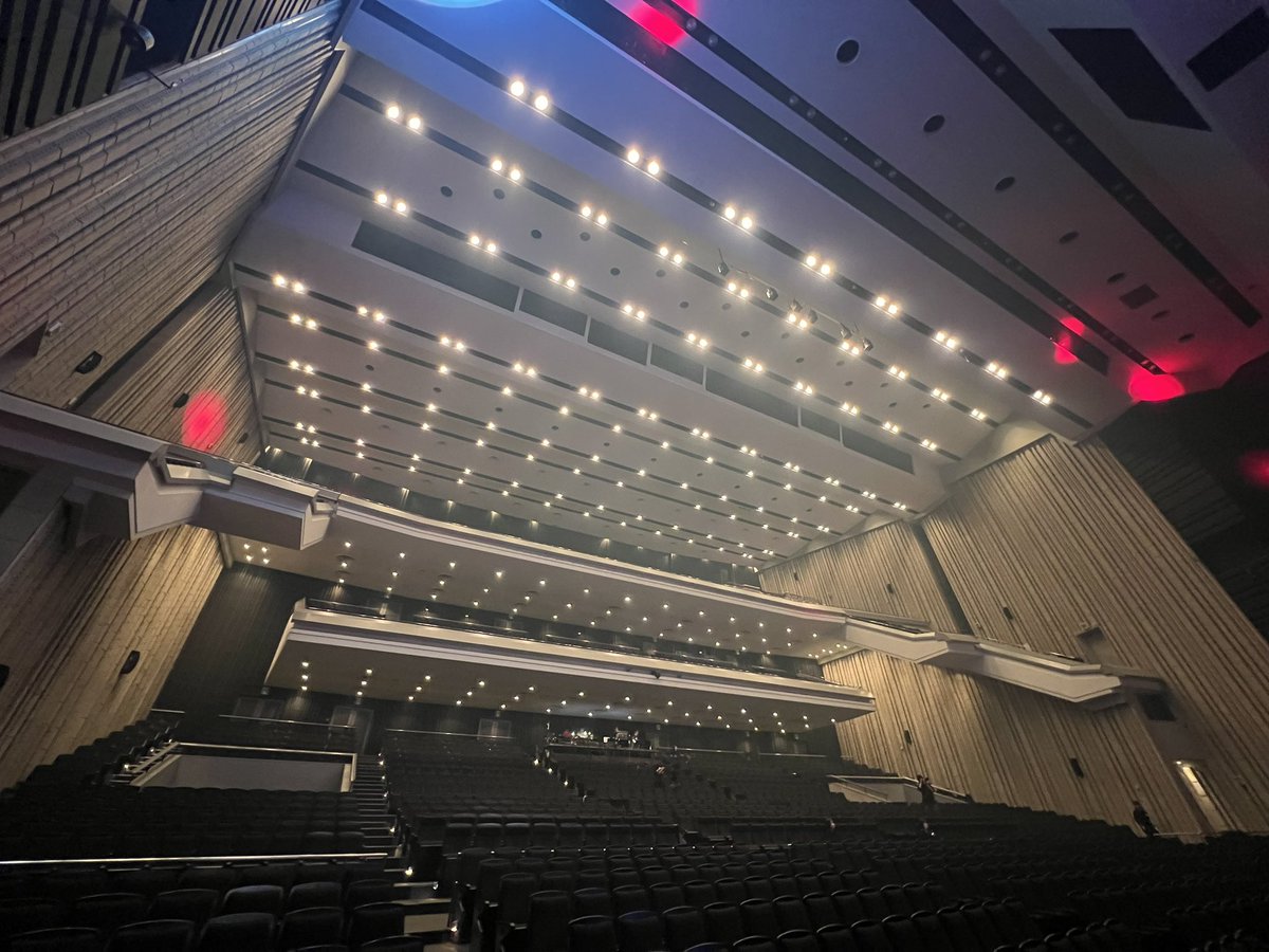 皆様、ごきげんよう。
大阪、私ももちろん参戦しますよ。