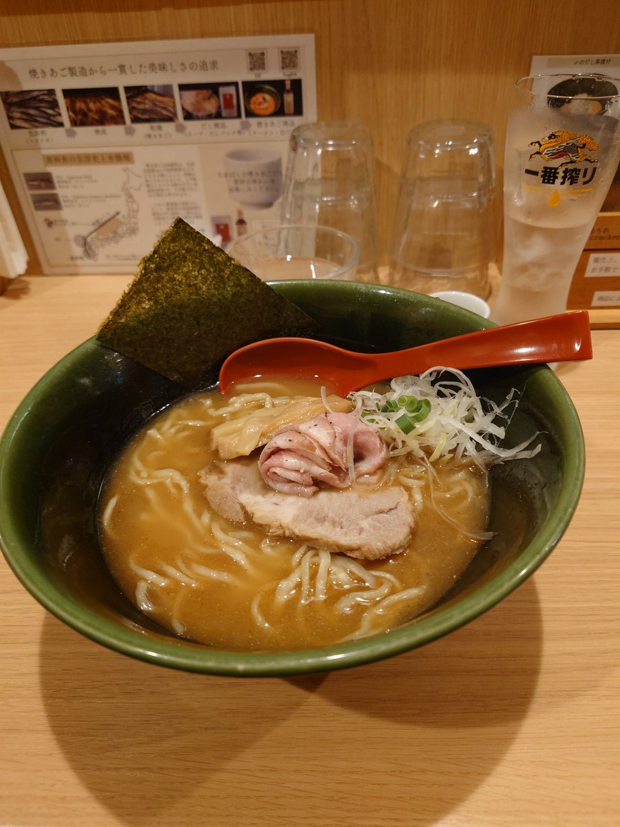 bringger's tweet photo. 久々に来たたかはし。大船店に来たら、なんと柚子胡椒が置いてある…！当然追加でお茶漬け用ご飯頼んだ。全店復活したのなら良いがここだけなのかな。でもこれなら大船店を選ぶ十分な理由になる！ https://t.co/qXFjadAfly