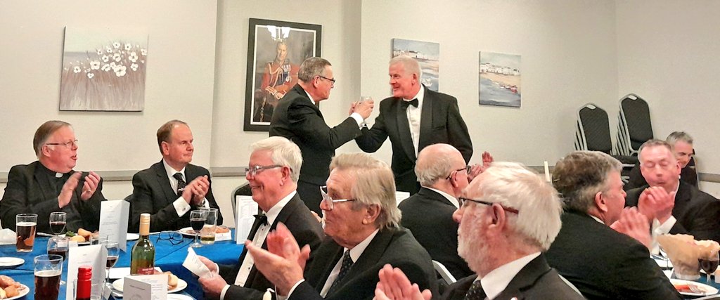 Members of Sincerity at The Lodge of the Perfect Ashlar 8319 in Wootton-Under-Edge for their Installation meeting. A magical experience with the PGM presiding and dedicating a new lodge cushion, with his ProvDC. Bought for the lodge by four light blues.  
glosmasons.org.uk/lodges/lodge-o…