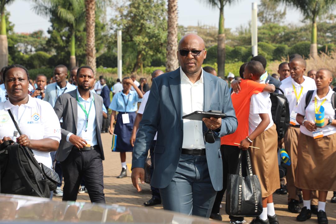 REBRwanda's tweet image. “All participants are at Intare Conference Arena, ready to showcase their projects at the 2025 FIRST LEGO League (FLL) & AI Hackathon. Students from various schools are set to present their innovative solutions in this exciting competition. #FLLRwanda #AIHackathon2025. @mbanelson