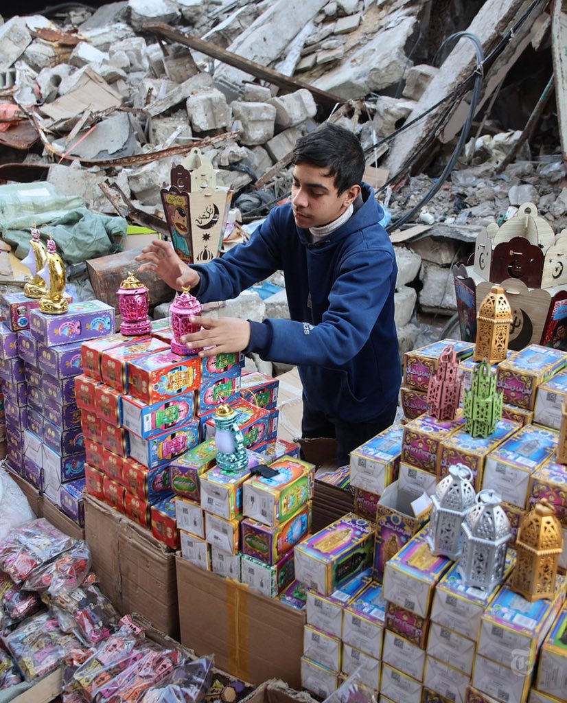 Ramzan in Gaza

Via <a href="/nytimes/">The New York Times</a>