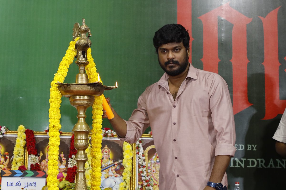 ctcupdates's tweet photo. The journey of #Madal has begun with a successful pooja ceremony, graced by the amazing actor @Manikabali87. Get ready for a dose of chills & thrills in theatres! 

#PJSPicturesProductionNo1 
"முதுபேயின் வருகை கூறல் " 

@PJSpictures_ @JasonPrashanth @raharisankar @praveenraja0505 @Priyalaya_ubd @Bala_actor @actorvivekpra @krishdayal17 @IvarBjorklund @ISunilLazer @cheeka_dop @thekamalbs @SowndarNallasa1 @jacky_prabhu @manitalkin
@ProBhuvan @ctcupdates