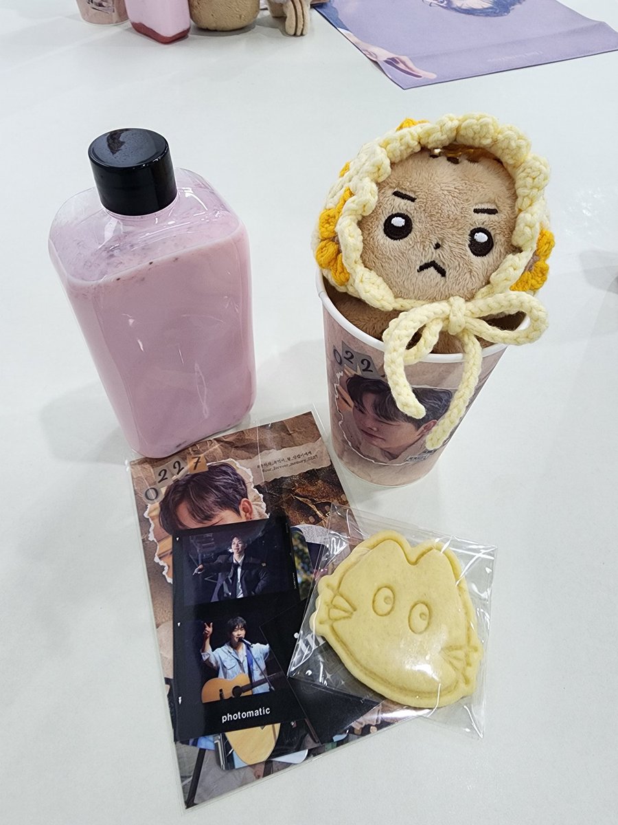 100디그리
다람쥐 케이크가 넘 귀여웠는데 실제 케이크라고해서 상당히 놀란부분ㅋㅋㅋ
상엽이가 했던 이쁜 말들이 많았던 카페라서 기분이 좋았습니다!
네가 행복하면 나도 좋아 포토존 재밌었어요 ㅋㅋㅋㅋ

#우리의_추억이_될_상엽이에게
#our_forever_memory_0227